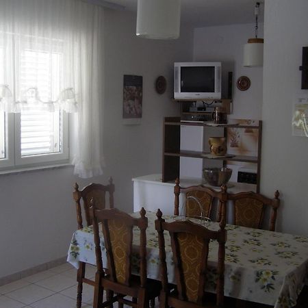 Apartments Rovis Tar-Vabriga Eksteriør bilde